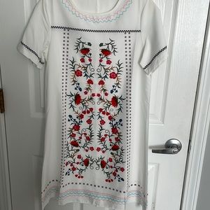 Dress Size Small White Short Sleeves
